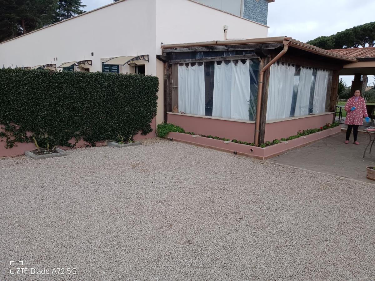 La Tenuta Del Passero Le Ferriere Eksteriør billede